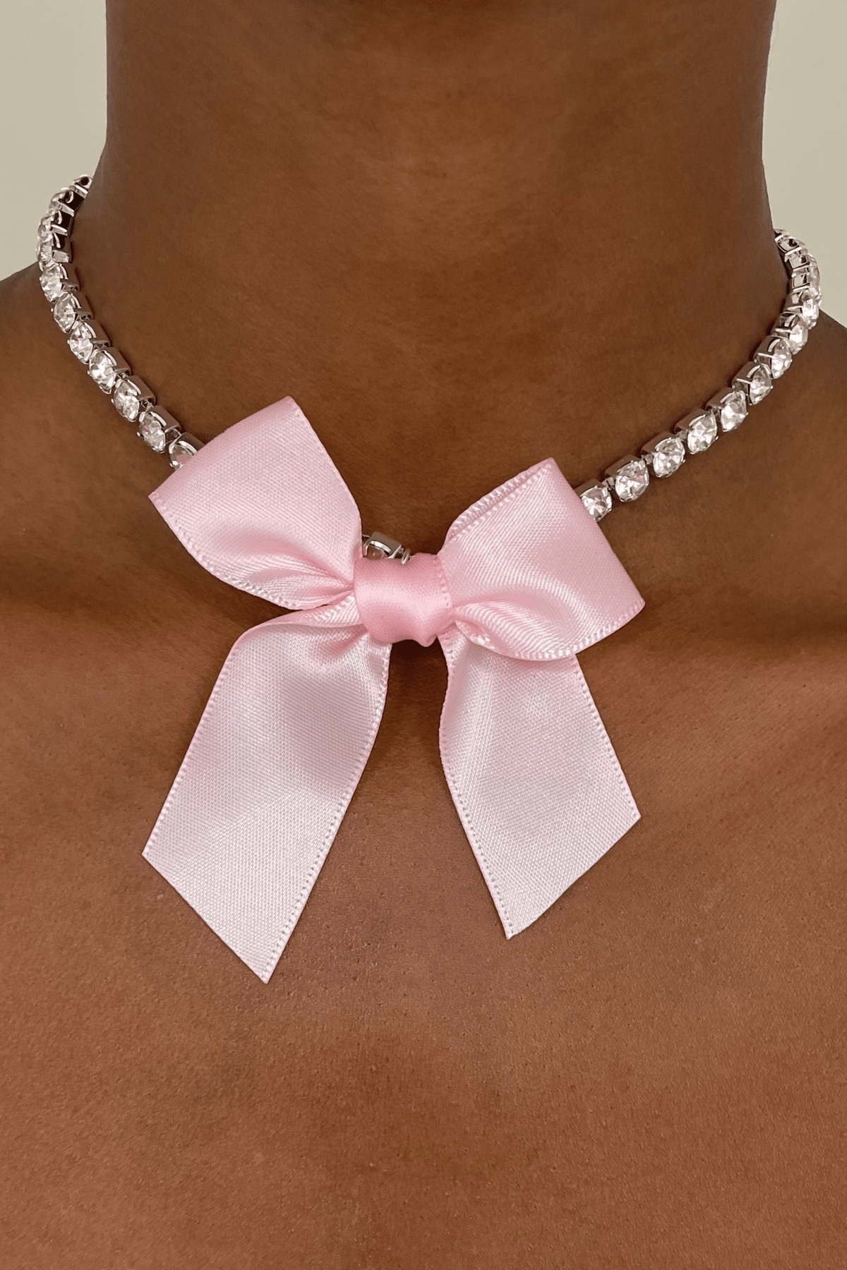 Pink bow choker deals