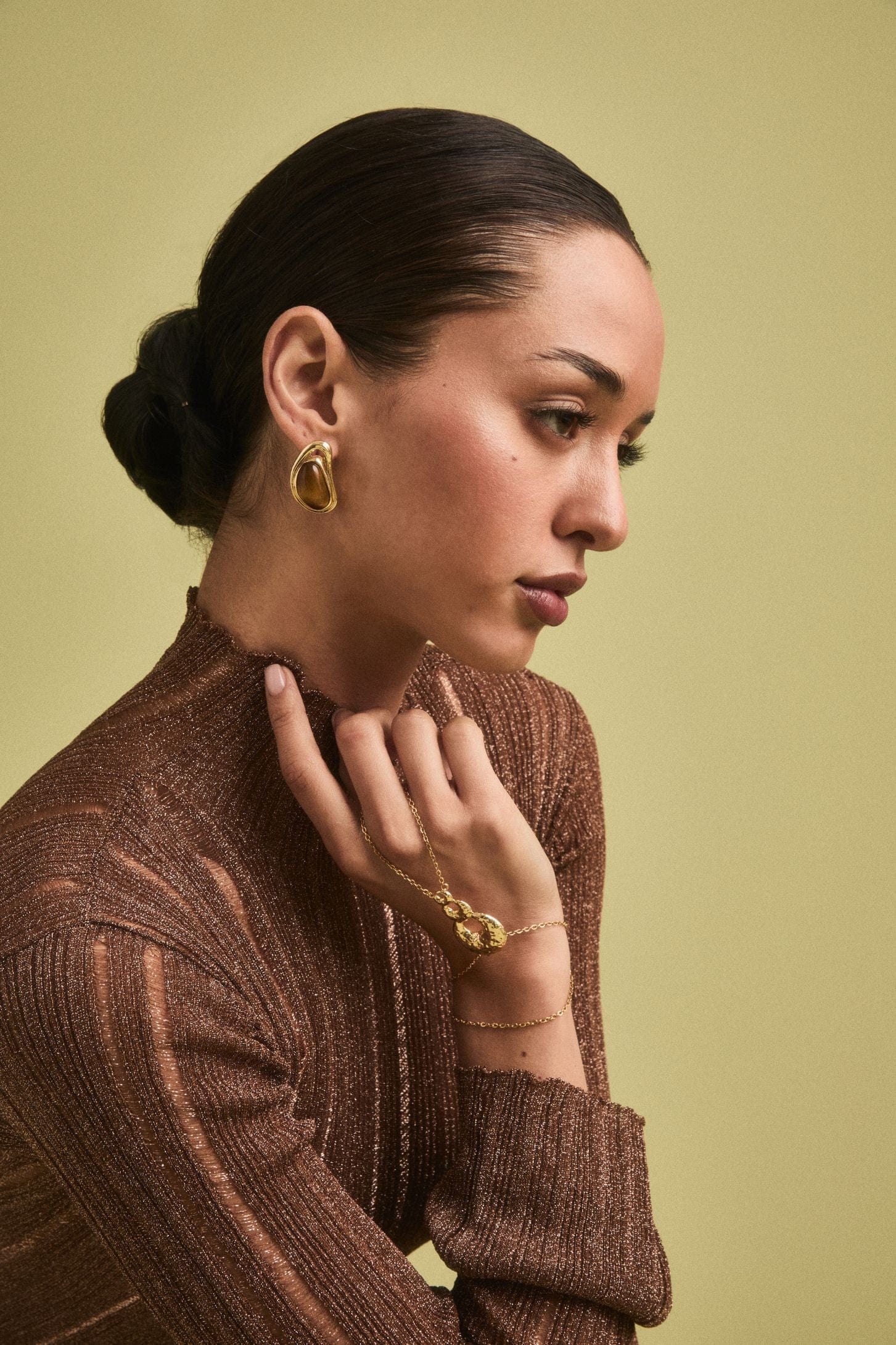 Valia Stud Earrings