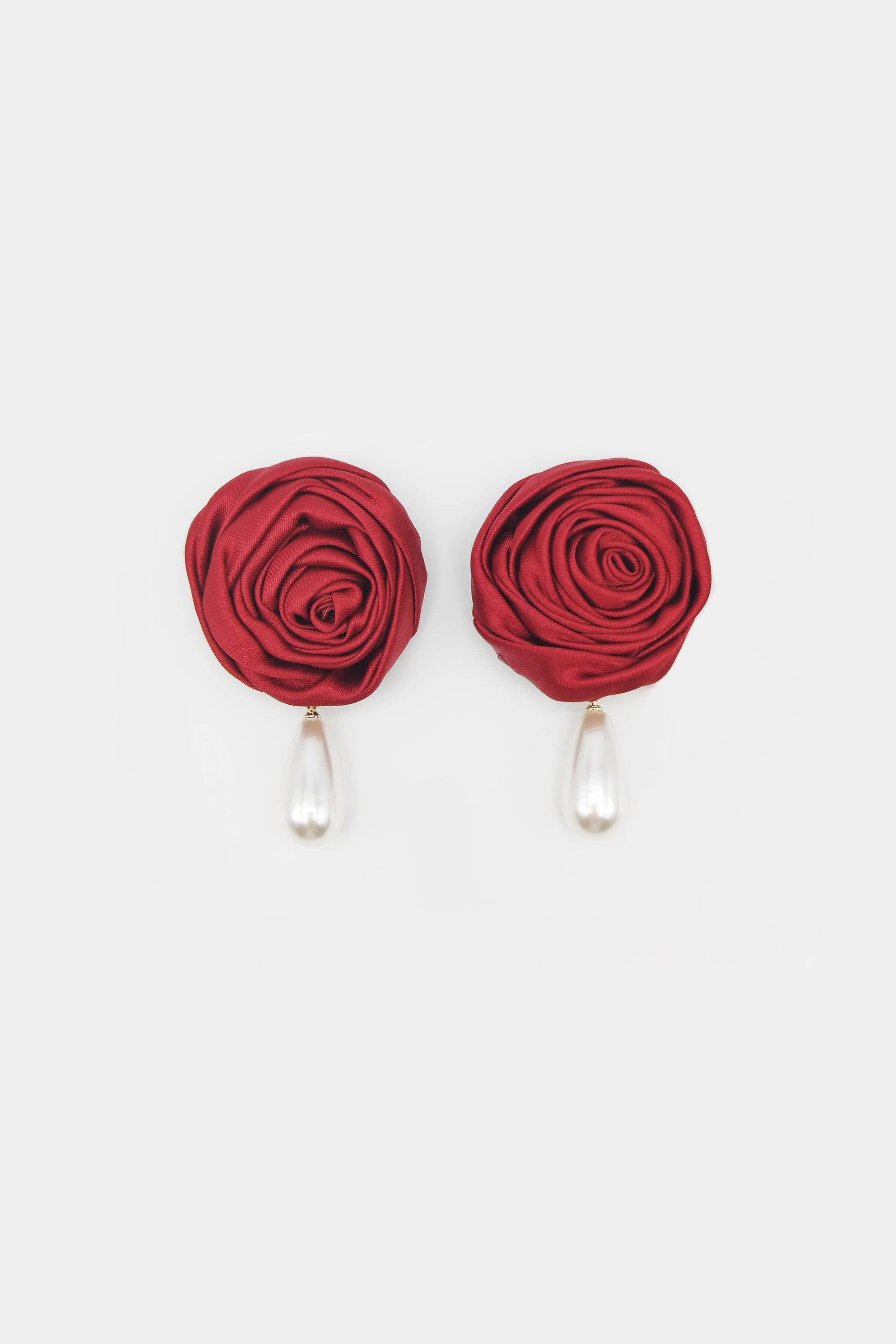 Rosette Pearl Drop Earring