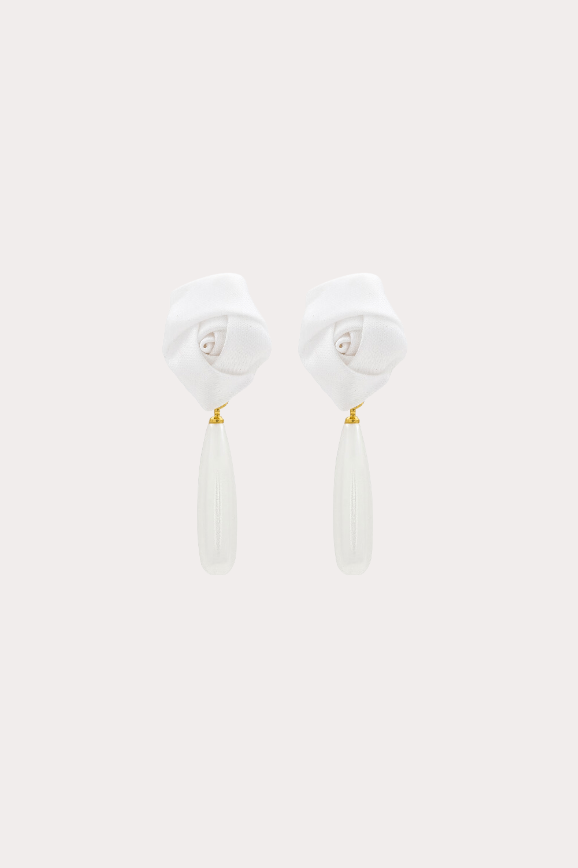 Rosette Pearl Pendant Earring