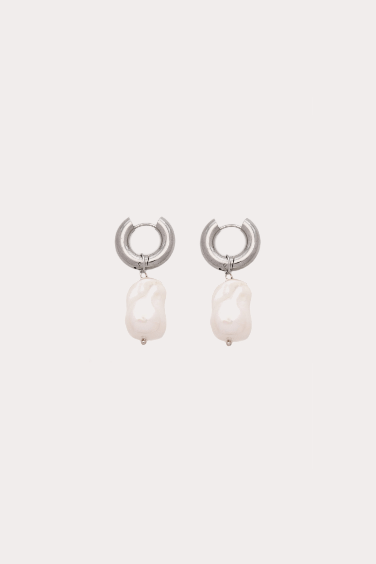Alice Pearl Drop Earrings
