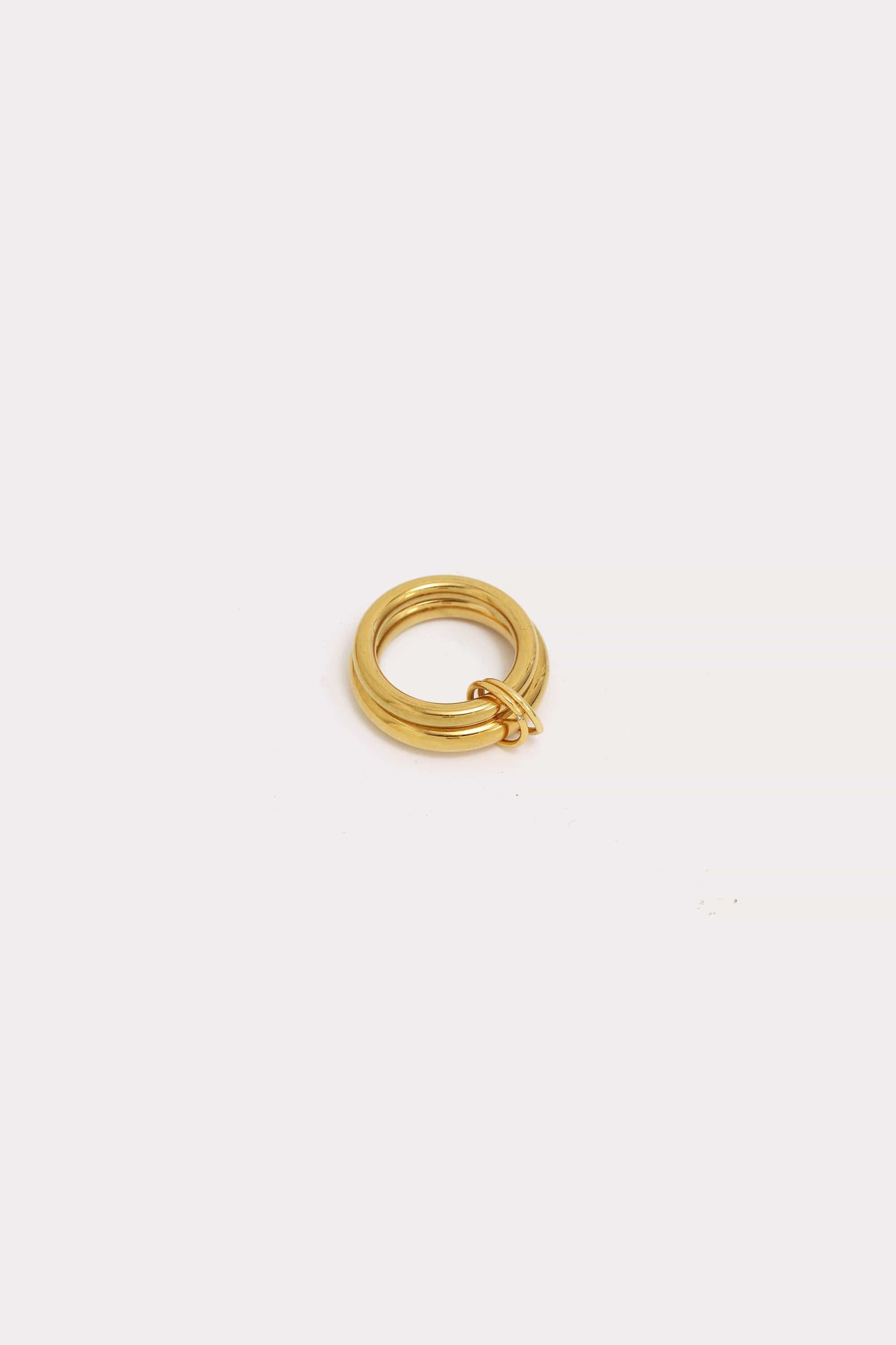 Connected Rings