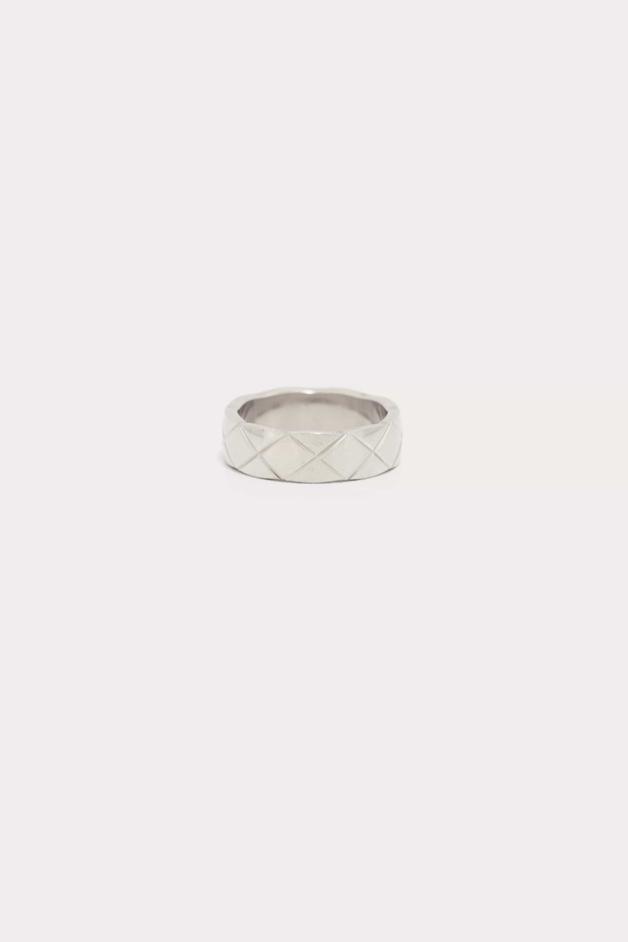 Crossed Band Ring
