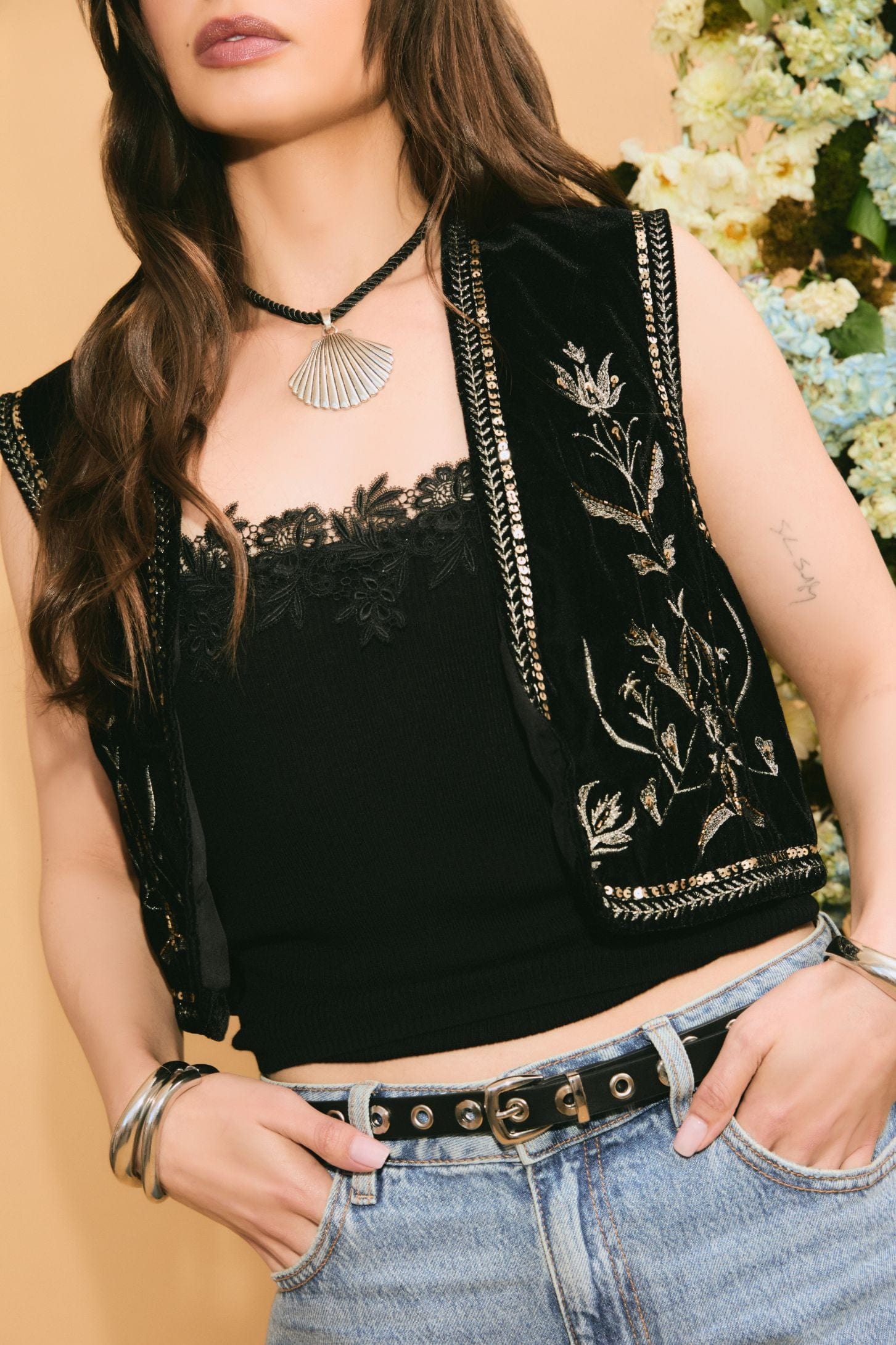 Shell Corded Necklace