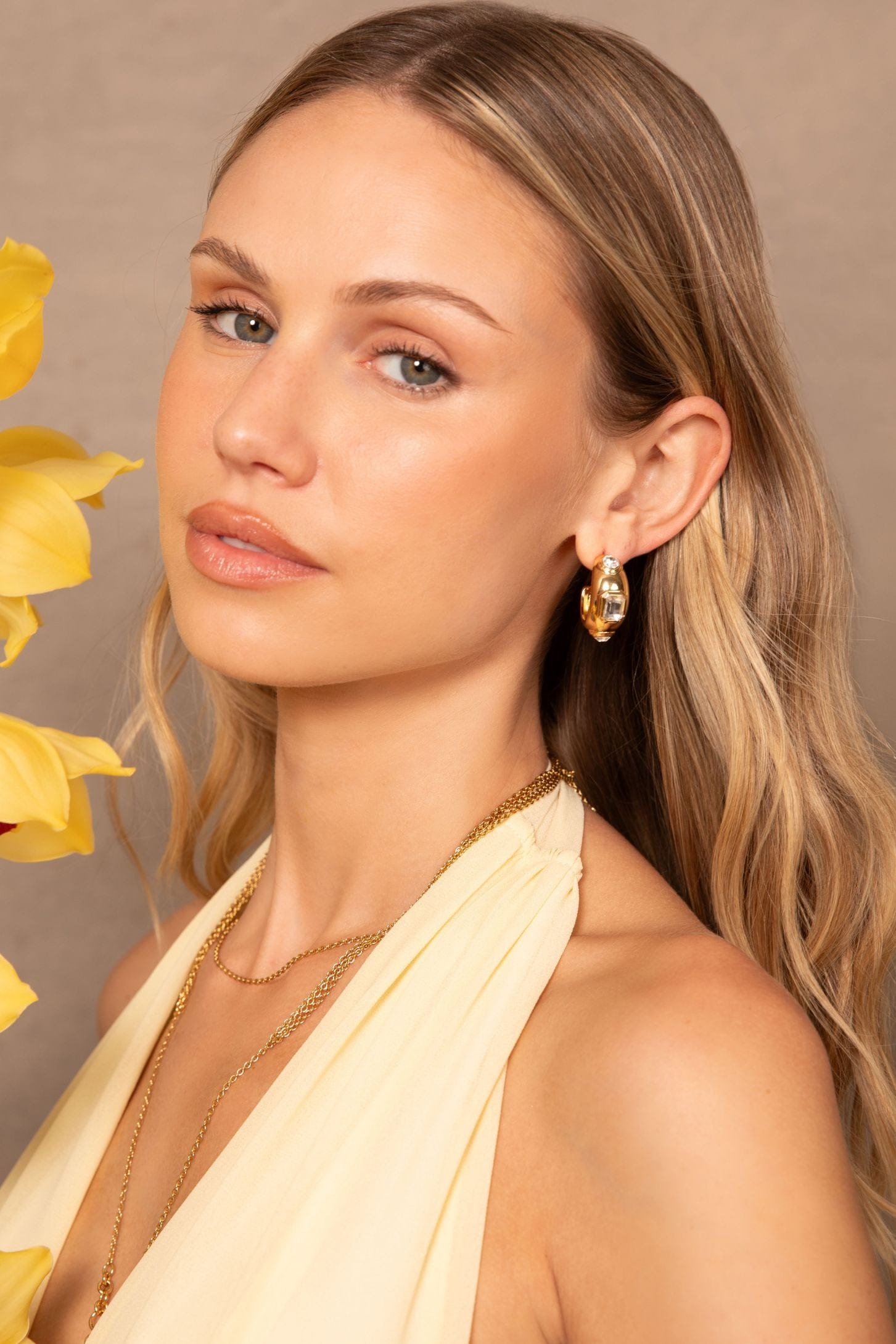Gardenia Hoops
