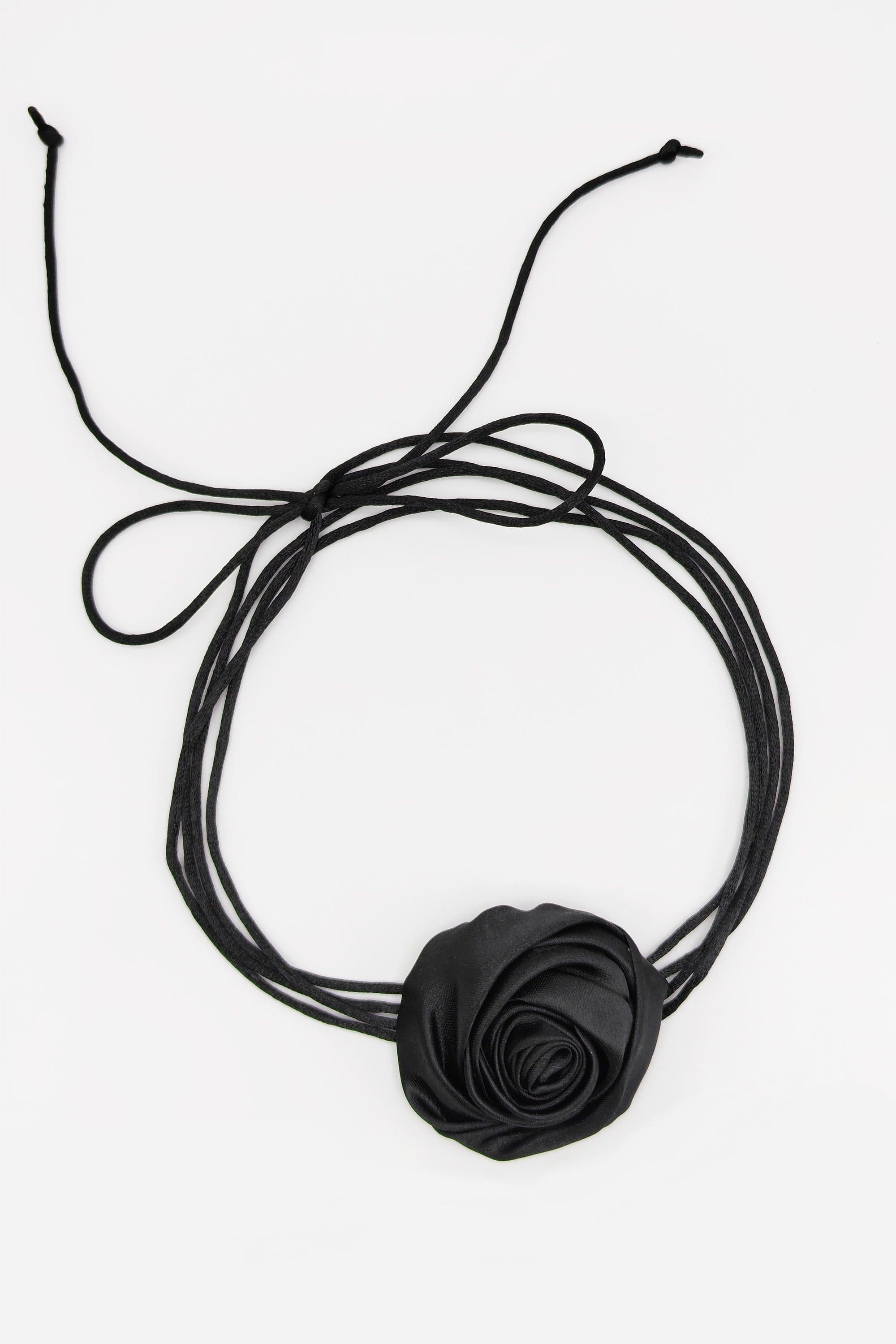 Rosette Tie