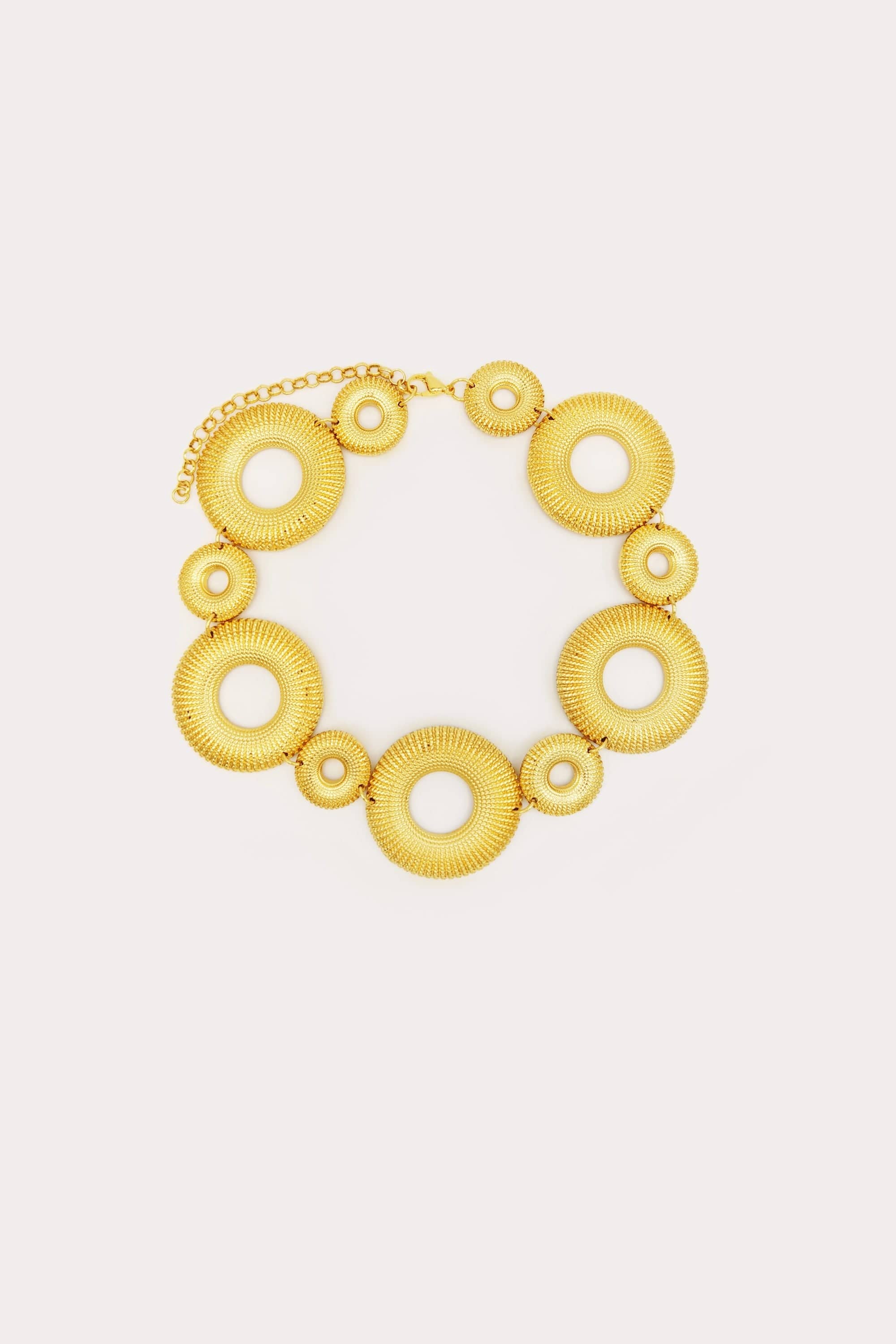 Becin Necklace