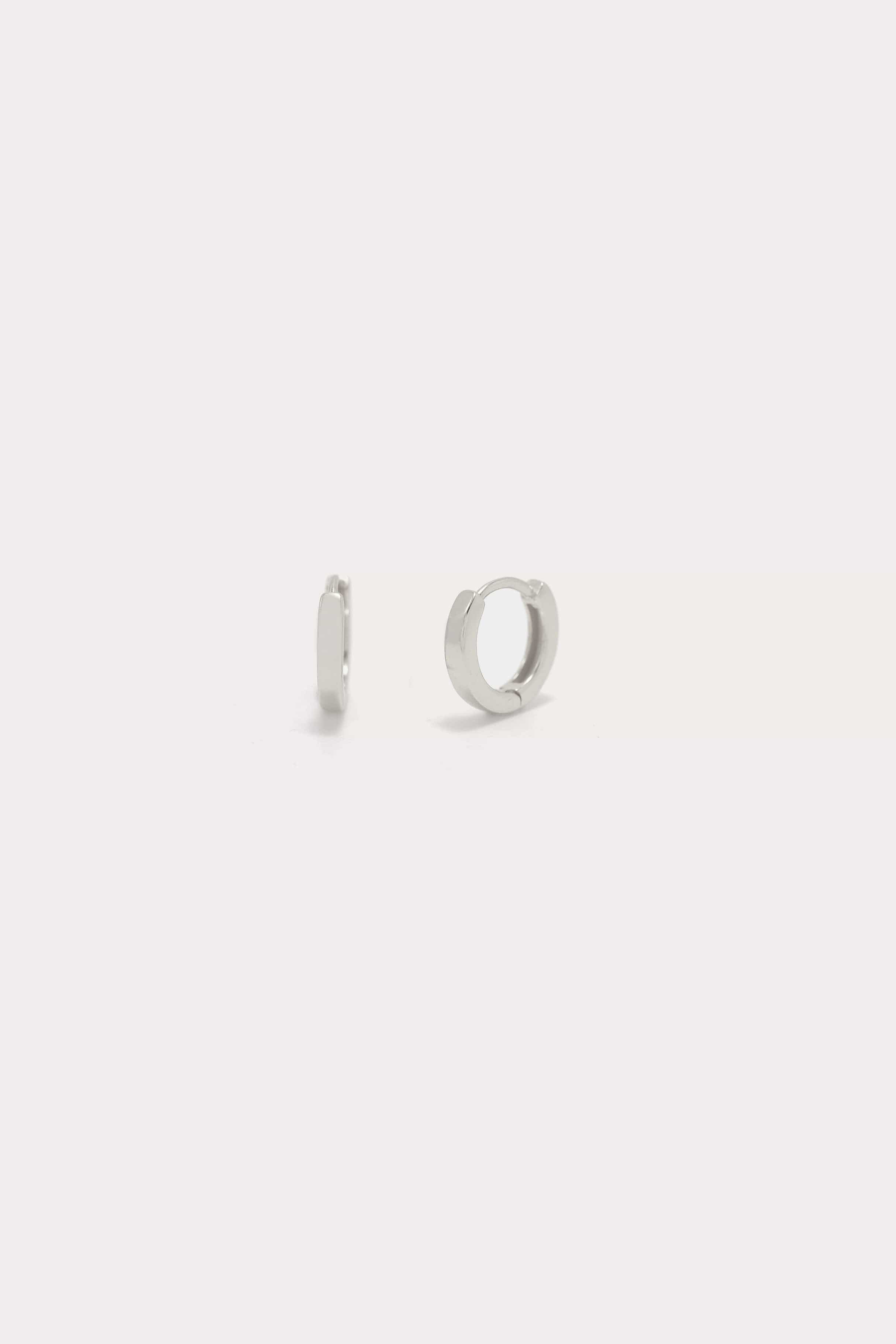 Huggie Hoop
